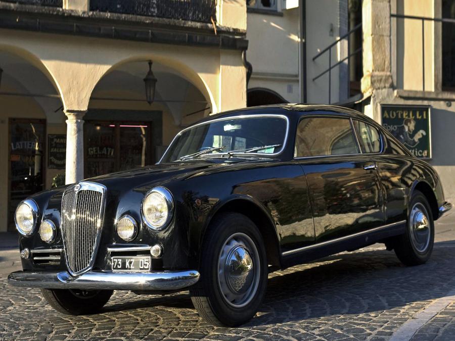  Lancia Aurelia GT 1953 года  (фото 13 из 13)